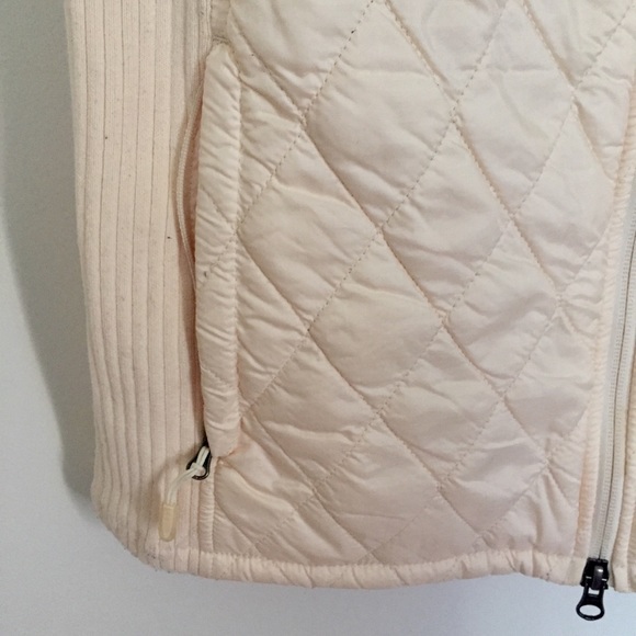 L.L. Bean XS Sherpa lined performance vest - Picture 5 of 8